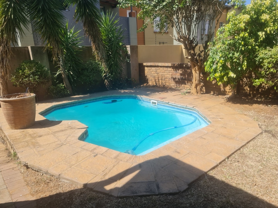 3 Bedroom Property for Sale in Waterval East North West